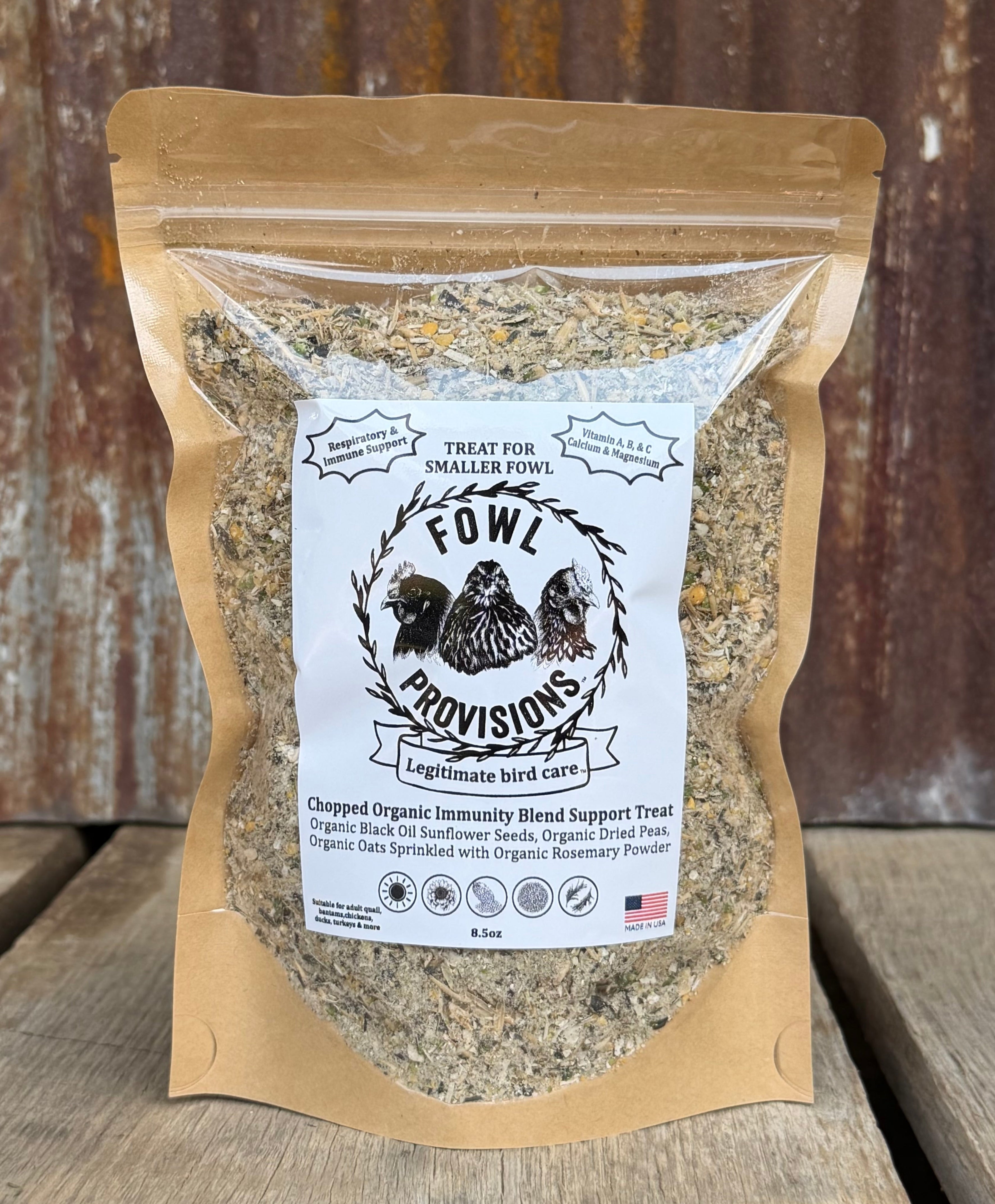 Chopped Organic Immunity Blend Support Treat™ for smaller fowl
